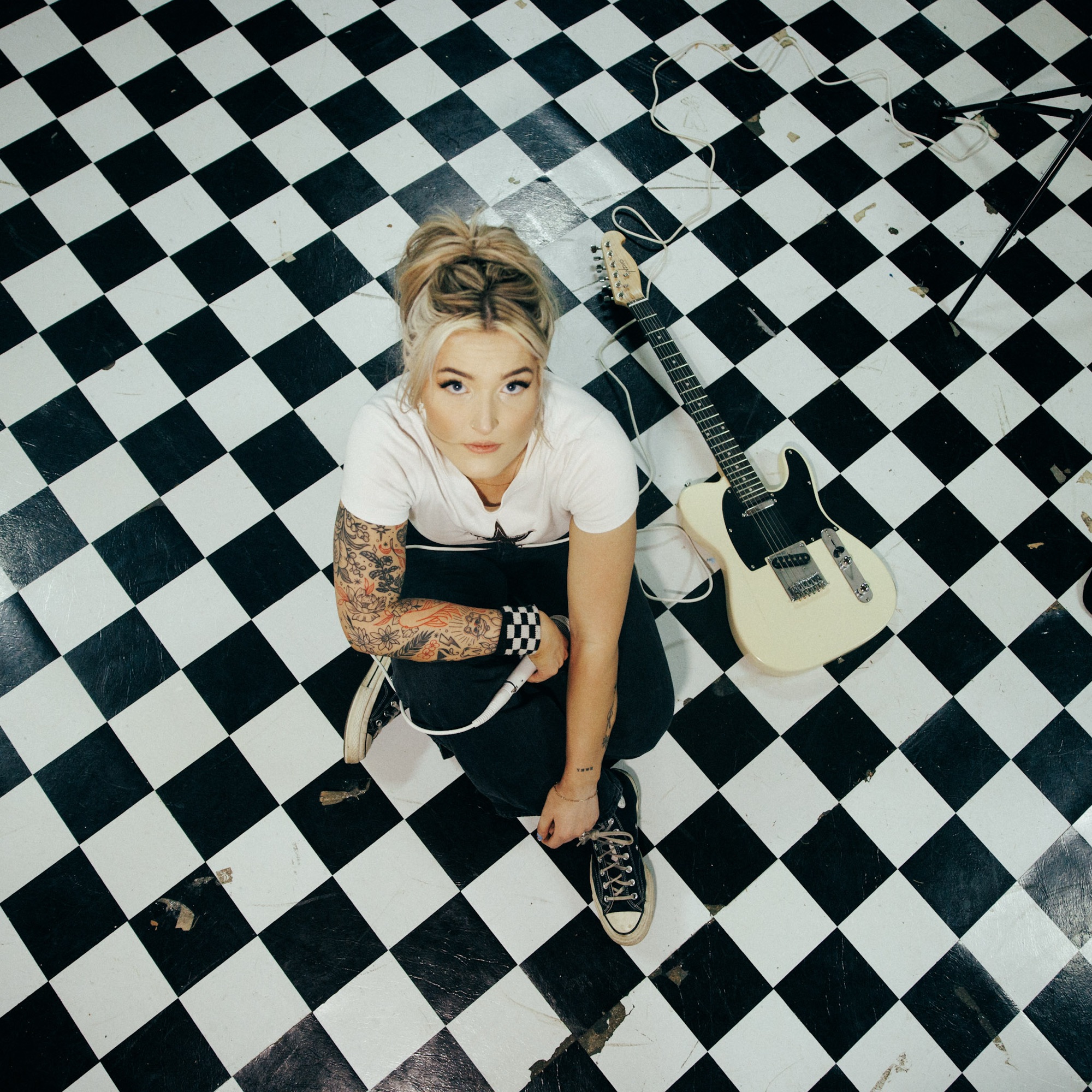 ★Graceページ★ News: Grace Graber drops two new songs - Heaven's Metal Magazine